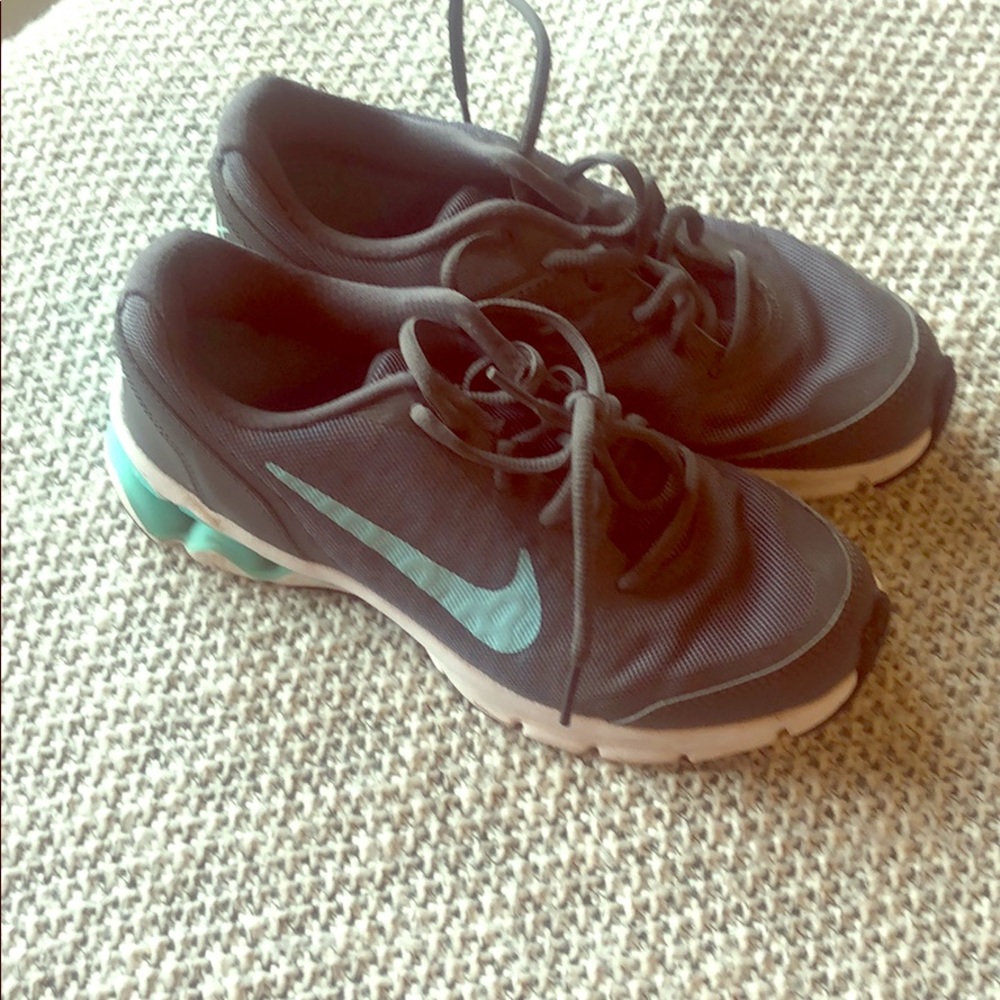 Tennis Shoes